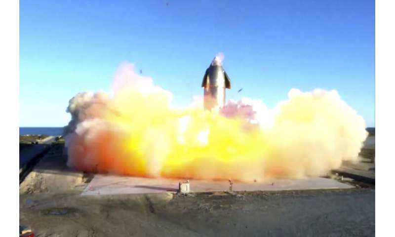SpaceX在最高试飞，坠机着陆时发射星际飞船