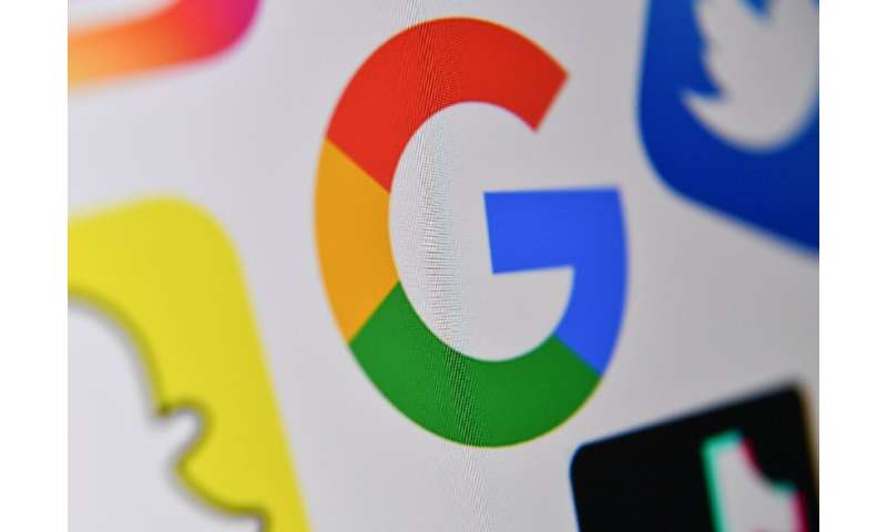 A rebound in online advertising in the past quarter helped boost the results of Google and Facebook