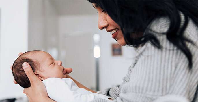 母乳可以帮助治疗Covid-19和保护婴儿