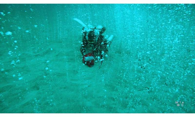 Deep diving scientists discover bubbling CO2 hotspot