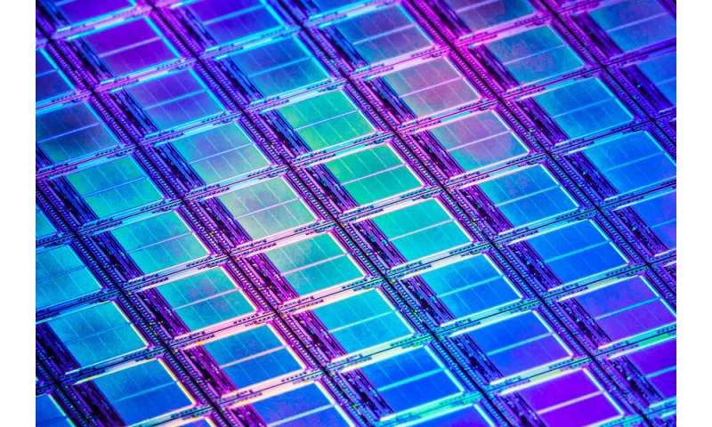 Discovery suggests new promise for nonsilicon computer transistors