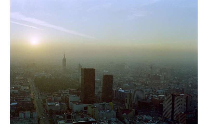 Globalmente, a poluição do ar é responsável por 29% de todas as mortes e doenças por câncer de pulmão