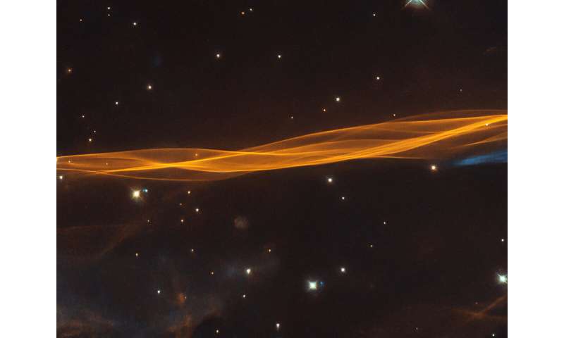 Hubble views edge of stellar blast Hubbleviewse