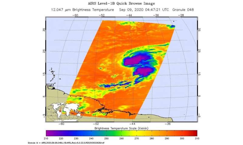 Infrared NASA imagery provides Paulette's temperature palette
