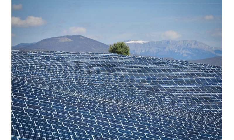 Investing in green energy makes evironmental and economic sense, the UN chief said