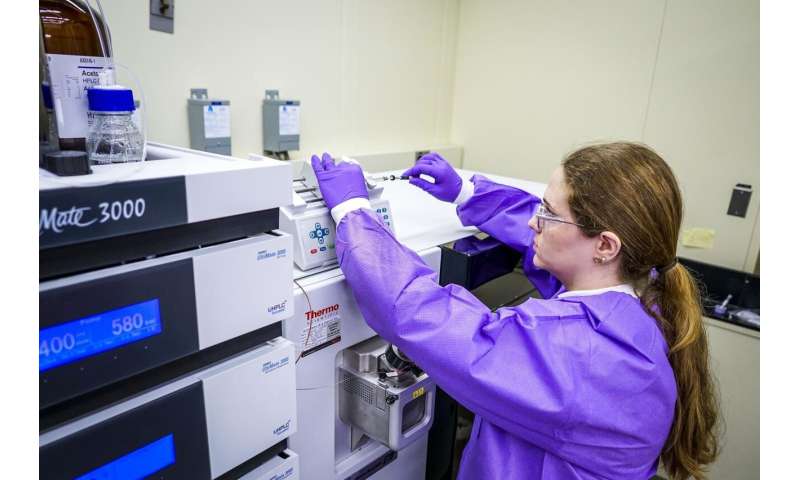 NIST adds new 'fingerprints' to chemical identification database