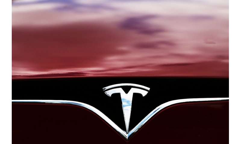 Tesla kan zijn claim 'autopilot' in Duitsland niet gebruiken