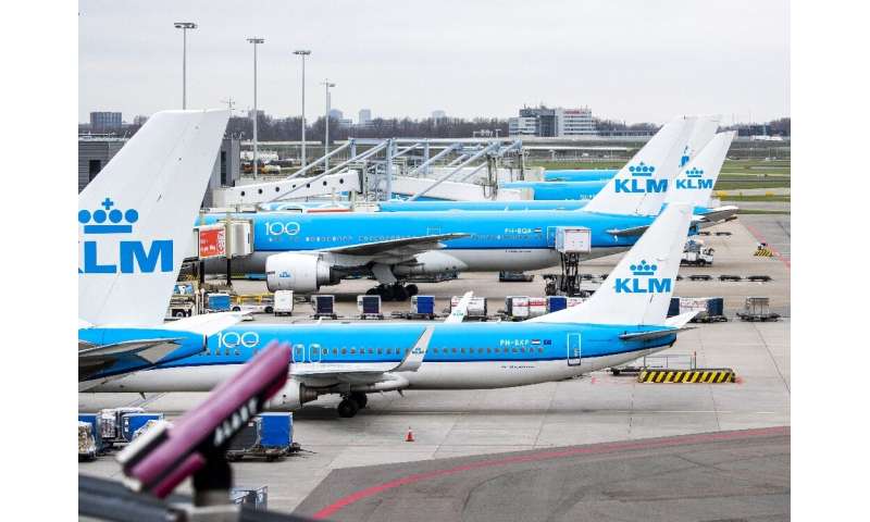 The Dutch government said it was ready to sign off on a 3.4-billion-euro ($3.9-billion) state aid injection for KLM after pilots