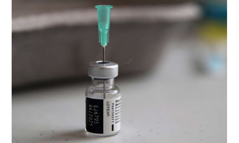 日本正式批准其第一个Covid-19疫苗