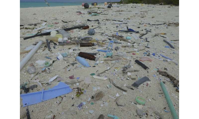 Expedition hauls tons of plastic out of remote Hawaii atolls