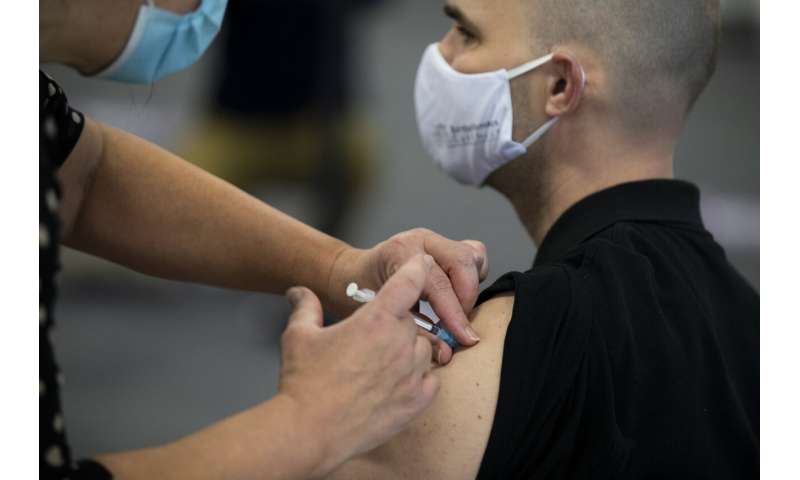 Dutch see new coronavirus infections fall, credit lockdown