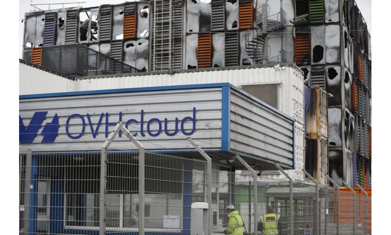 Fire at French cloud computing firm disrupts websites