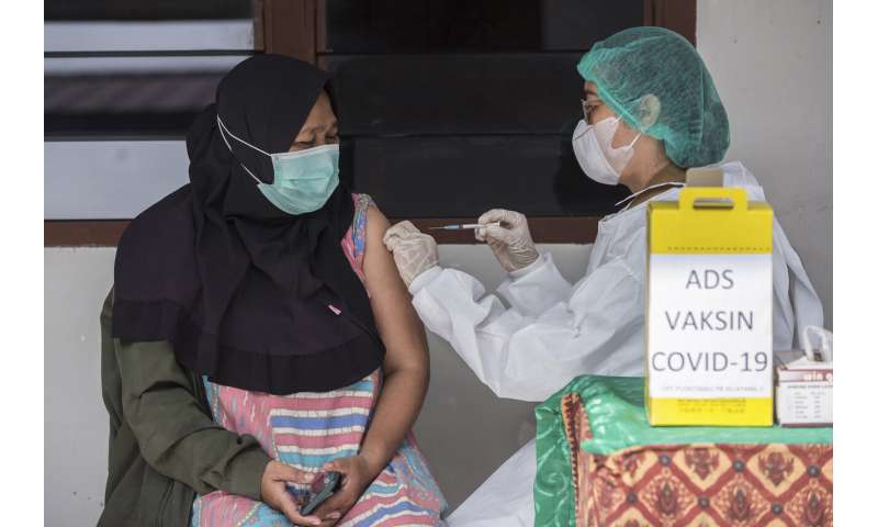 Indonesia's confirmed coronavirus cases exceed 1 million