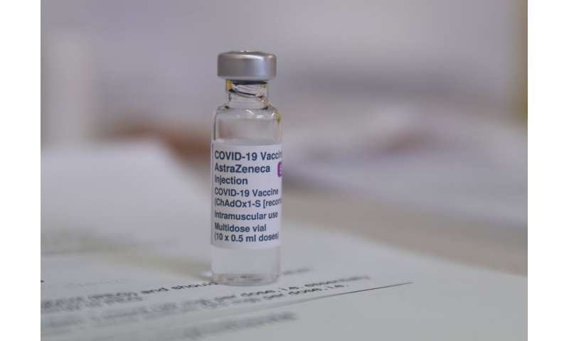 英国面临疫苗短缺,可能会推迟在50年代