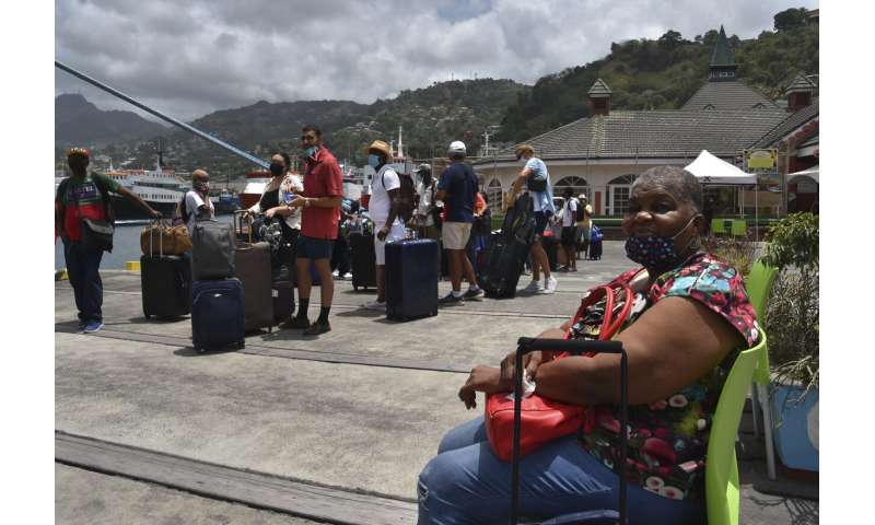 New blast at St. Vincent volcano; cruise ship helps evacuees