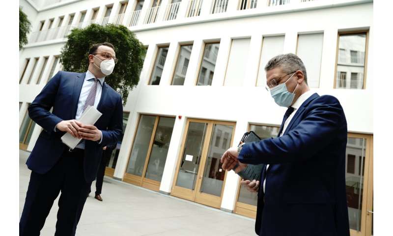 Officials urge vigilance as Germany sees 3rd infection wave
