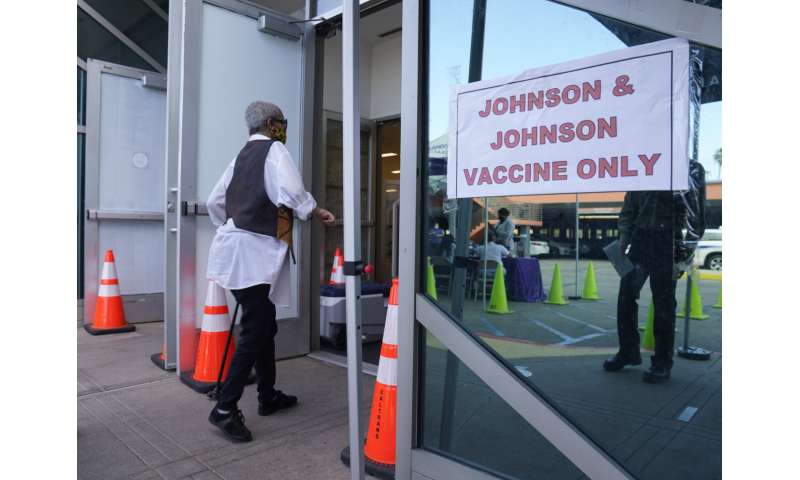 美国建议在CLOT报告中为J＆J疫苗建议“暂停”