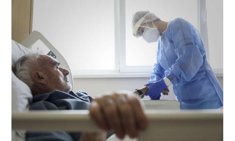 Bosnian doctors brace for new wave as virus rages in region