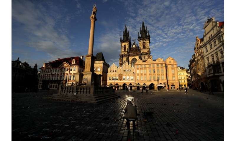 Czechs partially ease lockdown; kids to return to school