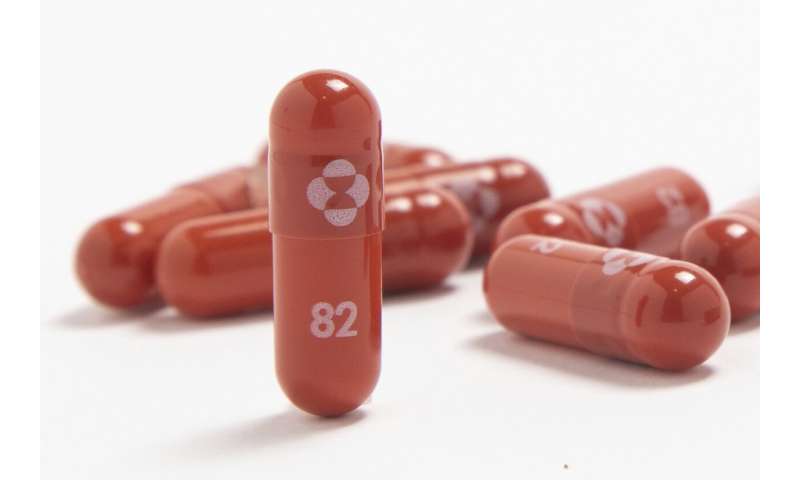 EXPLICACIÓN: Las nuevas píldoras COVID-19 fáciles de usar vienen con una trampa