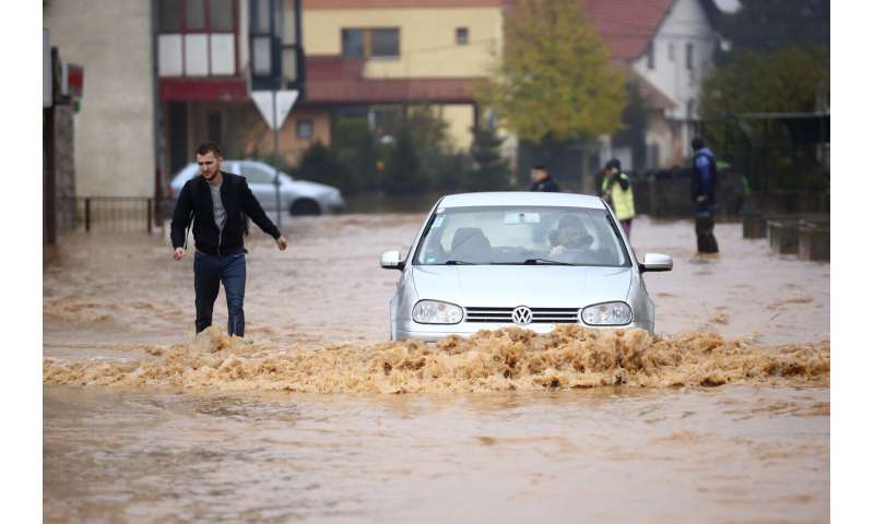 Flash floods in Bosnia prompt evacuations, power outages
