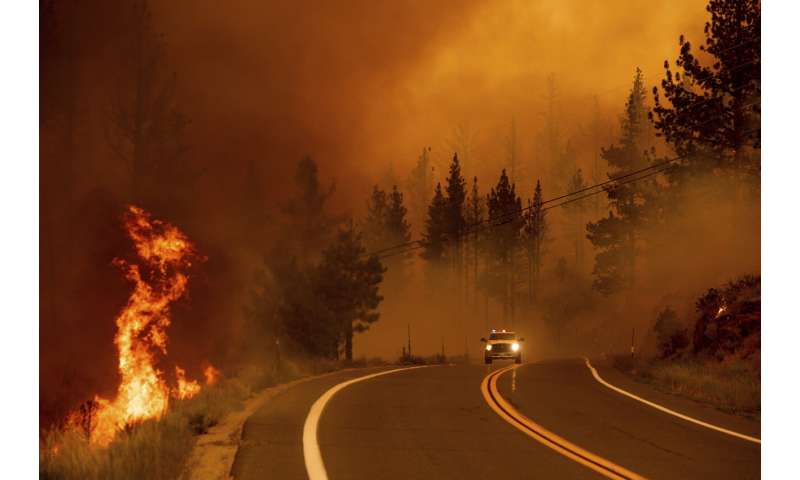 Huge Oregon blaze grows as wildfires burn across western US