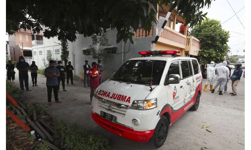 Indonesia surpasses 100,000 deaths amid new virus wave