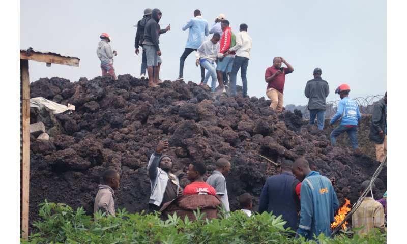 La Lave De L'Éruption Du Volcan Congo Émet Un Gaz Toxique, 7 Morts