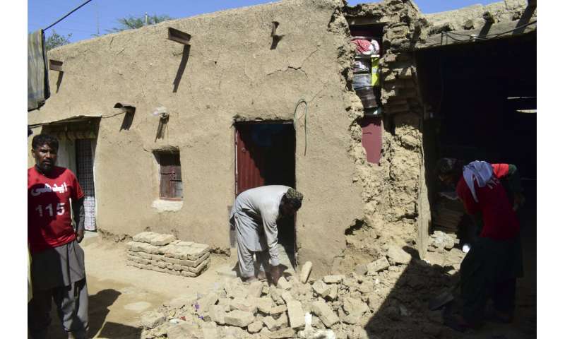 Strong earthquake in southwest Pakistan kills at least 23