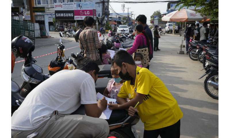 Cambodia vaccinating ages 3-4 to fight omicron outbreak