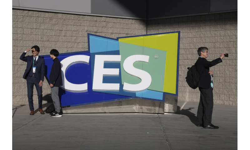 CES gadget show turnout falls more than 75% thanks to COVID