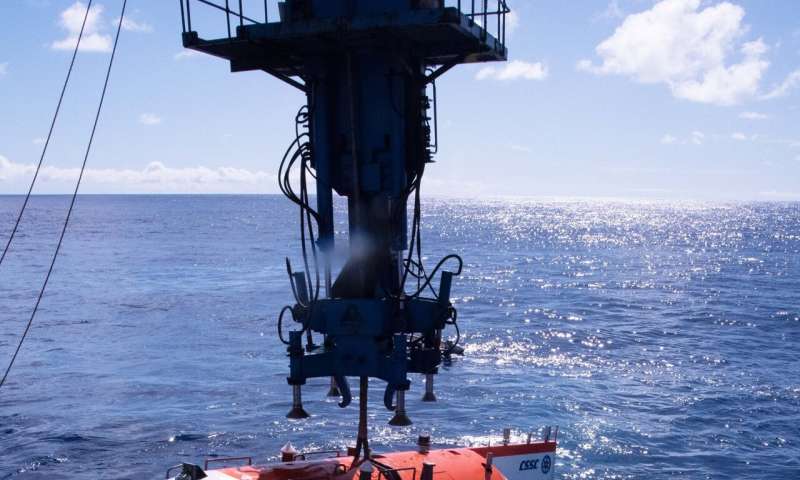 Chinese and New Zealand scientists dive to one of the ocean's deepest regions