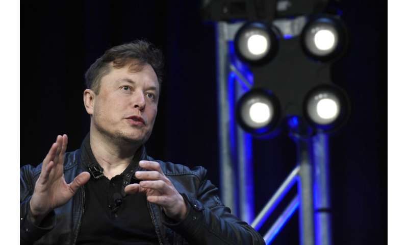 Elon Musk no longer joining Twitter's board of directors