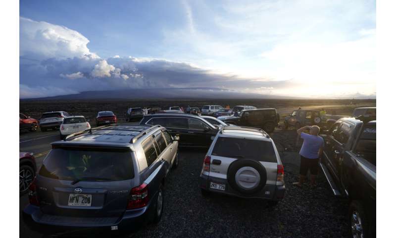 Hawaii eruption brings tourism boon during slow season