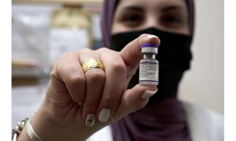 Israel says 500K have received 4th vaccine dose