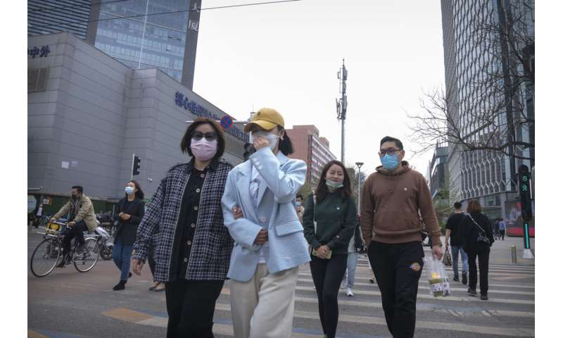Shanghai releases more from virus observation amid lockdown