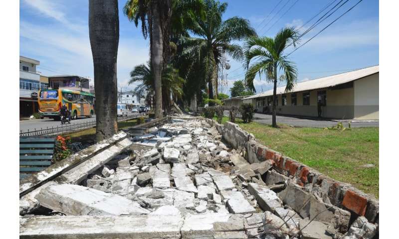 Debris can be seen after an earthquake in the city of Machala, Ecuador on March 18, 2023