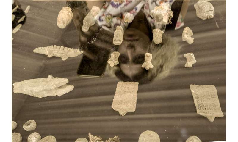 Египет представляет недавно обнаруженные древние мастерские и гробницы в некрополе Саккара