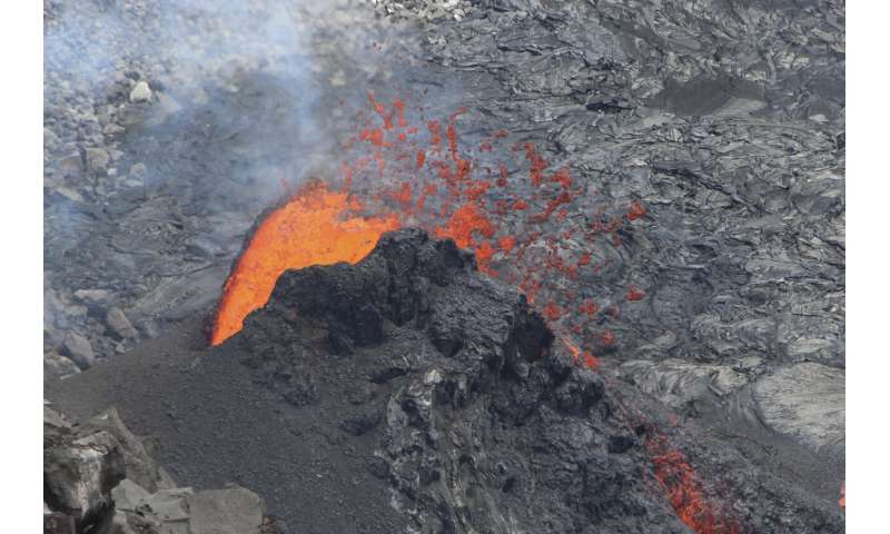 Hawaii volcano stops erupting, putting an end to stunning lava show