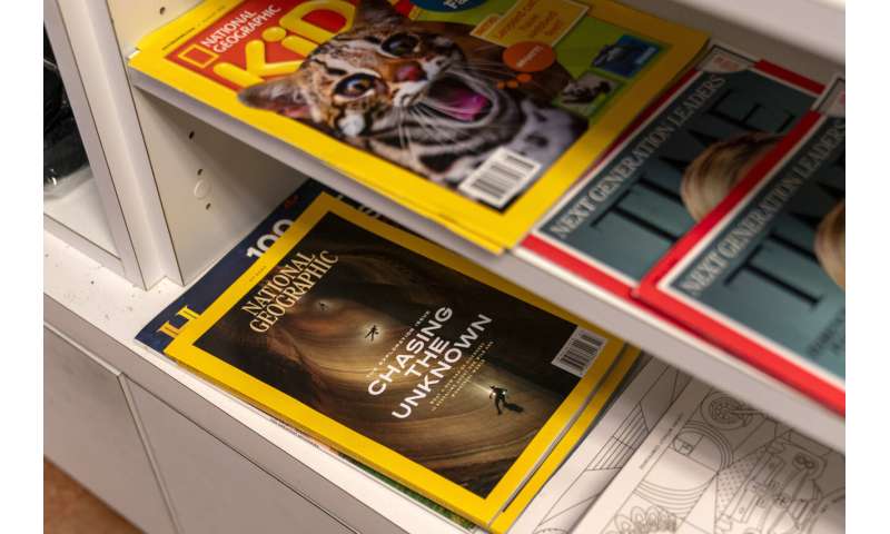 National Geographic will end newsstand sales of magazine next year, focus on subscriptions, digital