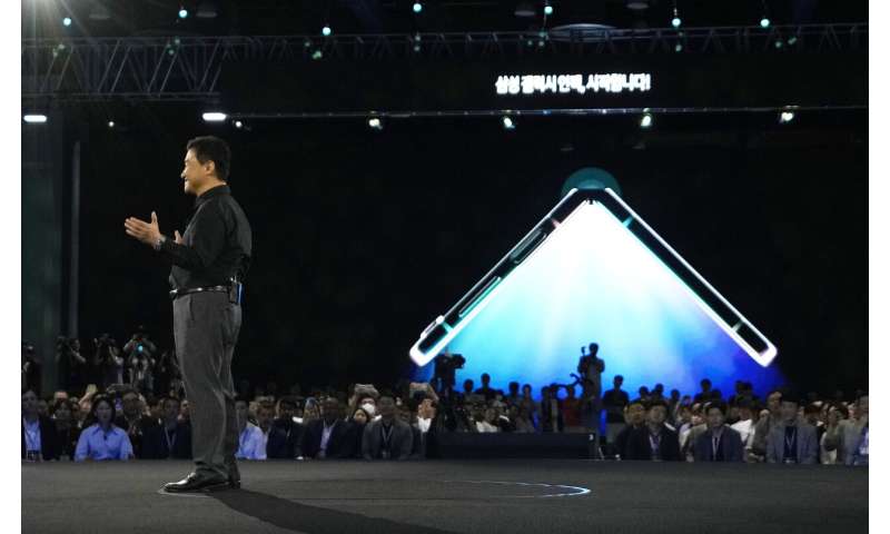 Samsung unveils two new foldable smartphones in a bet on devices with bending screens