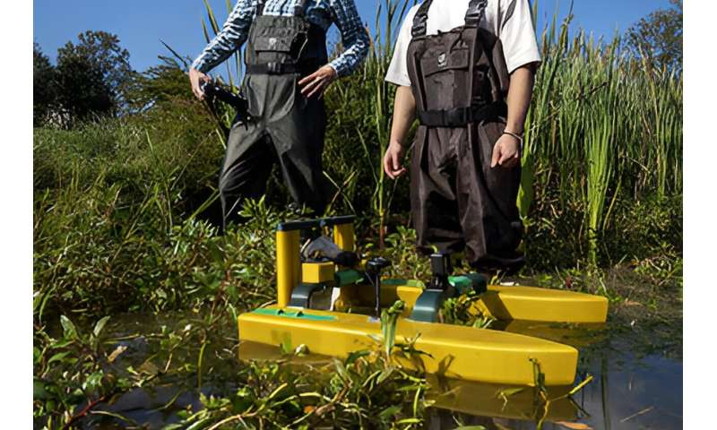 Science and engineering meet to create new surface water robot
