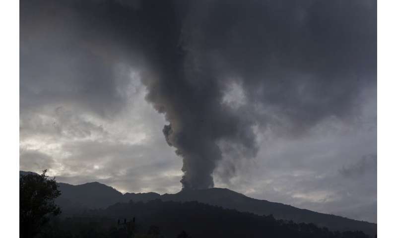 Indonesia’s Mount Marapi erupts again, leading to evacuations but no reported casualties