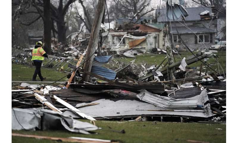 Meteorologists say this year's warm winter provided key ingredient for Midwest killer tornadoes