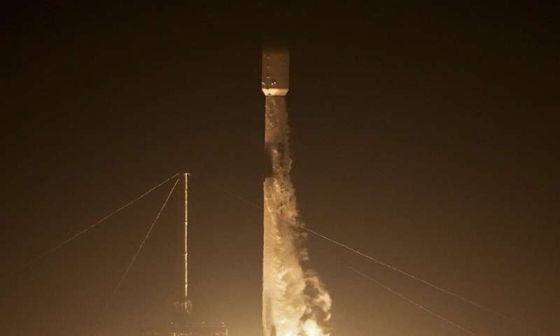 US company's lunar lander rockets toward the moon for a touchdown attempt next week