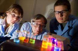 New photonic material may facilitate all-optical switching and computing