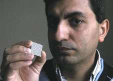 Northeastern Researchers to Develop Tiny Antennas with Big Potential
