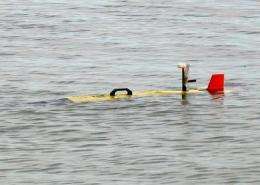 Robot submarine patrols Lake Michigan for climate-change study