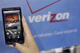Verizon posts 2Q loss on costs of employee buyout (AP)