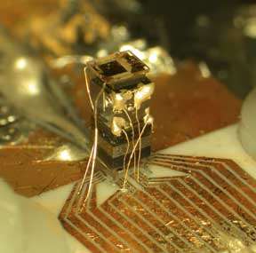 chip-scale atomic clock
